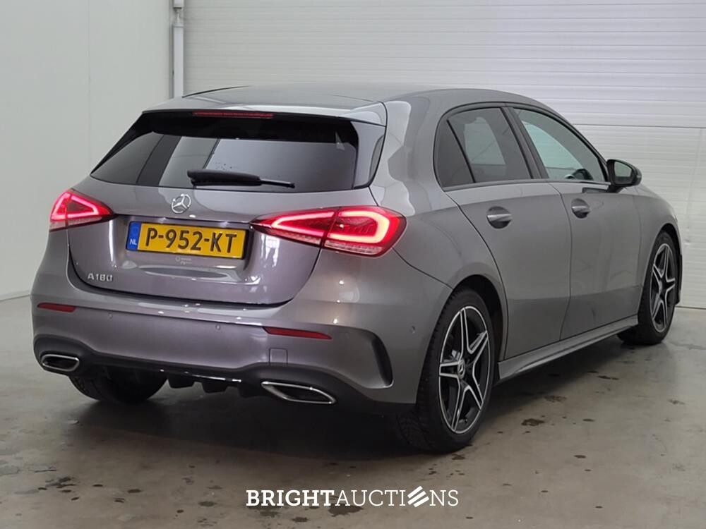 Mercedes-Benz A180 Business Solution AMG 136pk 2022 (Origineel-NL) A-klasse, P-952-KT