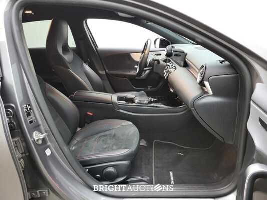 Mercedes-Benz A180 Business Solution AMG 136pk 2022 (Origineel-NL) A-klasse, P-952-KT