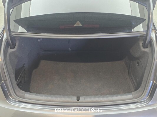 Audi A3 Limousine 35 CoD Advance Sport TFSI 150pk 2020, N-926-PP