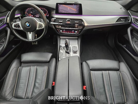 BMW 540i 5-serie High Executive 340pk 2020 5-Serie, J-590-LR