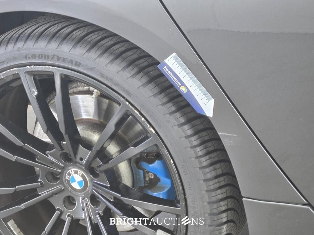 BMW 530i xDrive 5-serie Touring High Executive 252pk 2017 5-Serie, L-411-DR