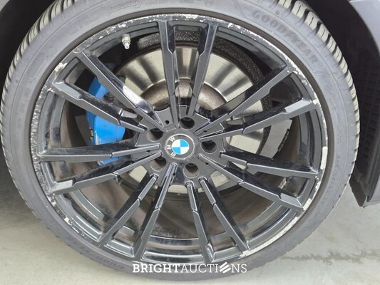 BMW 530i xDrive 5-serie Touring High Executive 252pk 2017 5-Serie, L-411-DR