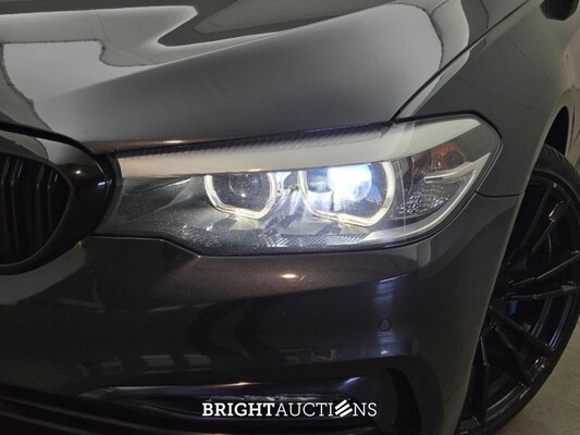 BMW 530i xDrive 5-serie Touring High Executive 252pk 2017 5-Serie, L-411-DR