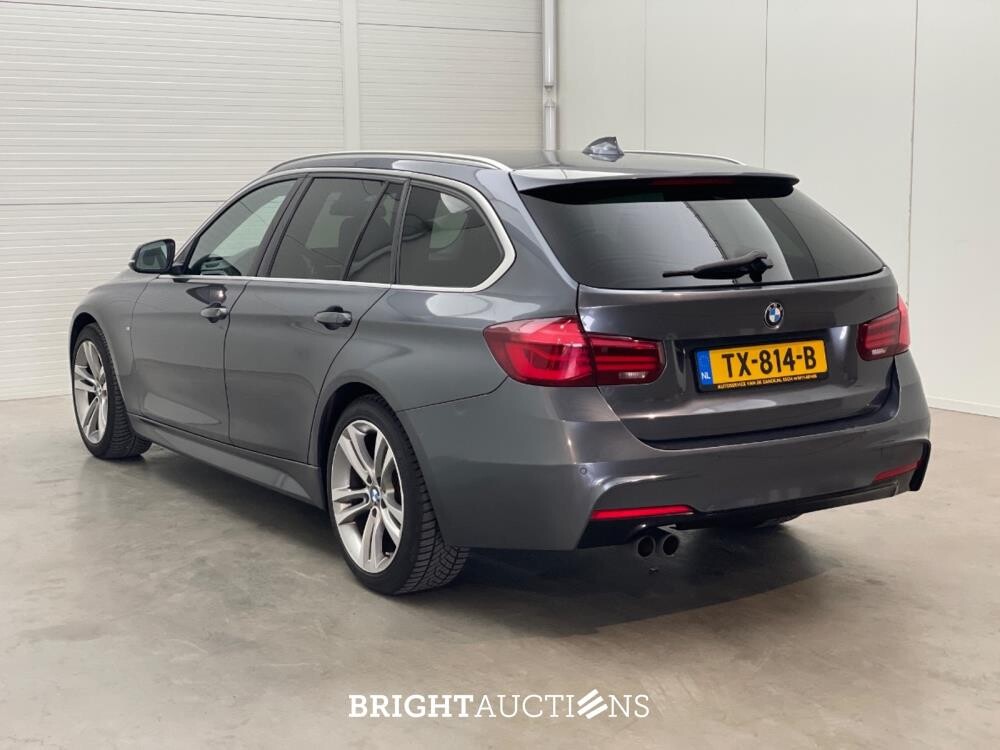 BMW 330d 3-serie Touring Centennial High Executive 258pk 2016 3-Serie, TX-814-B