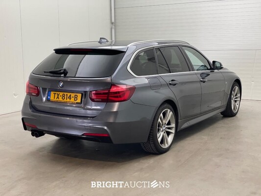 BMW 330d 3-serie Touring Centennial High Executive 258pk 2016 3-Serie, TX-814-B