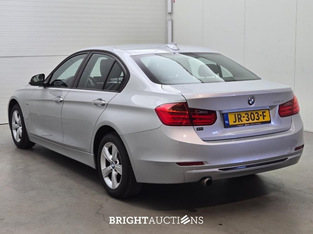BMW 316i 3-serie Business 136pk 2016 (Origineel-NL) 3-Serie, JR-303-F