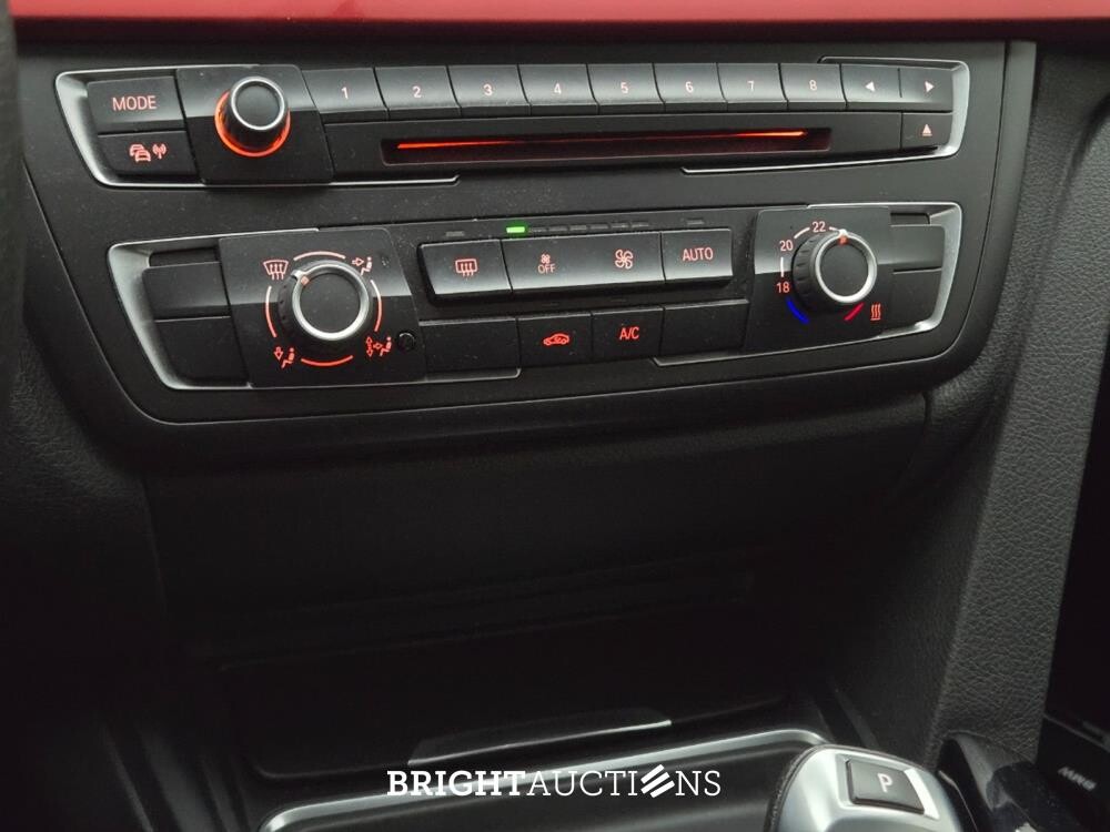 BMW 316i 3-serie Business 136pk 2016 (Origineel-NL) 3-Serie, JR-303-F