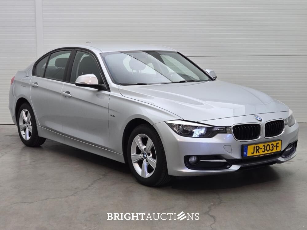 BMW 316i 3-serie Business 136pk 2016 (Origineel-NL) 3-Serie, JR-303-F