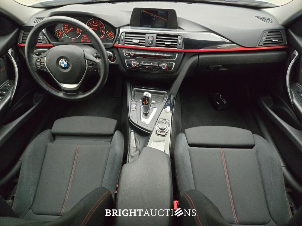 BMW 316i 3-serie Business 136pk 2016 (Origineel-NL) 3-Serie, JR-303-F