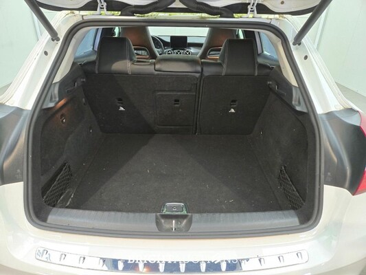 Mercedes-Benz GLA200 Premium Plus 156pk 2020 GLA-Klasse, S-200-NX