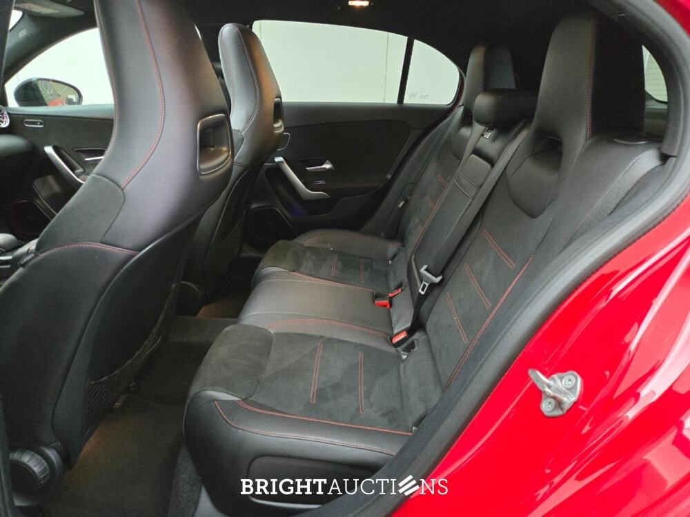 Mercedes-Benz A250 Premium Plus 224pk 2018 A-klasse, Z-090-JJ