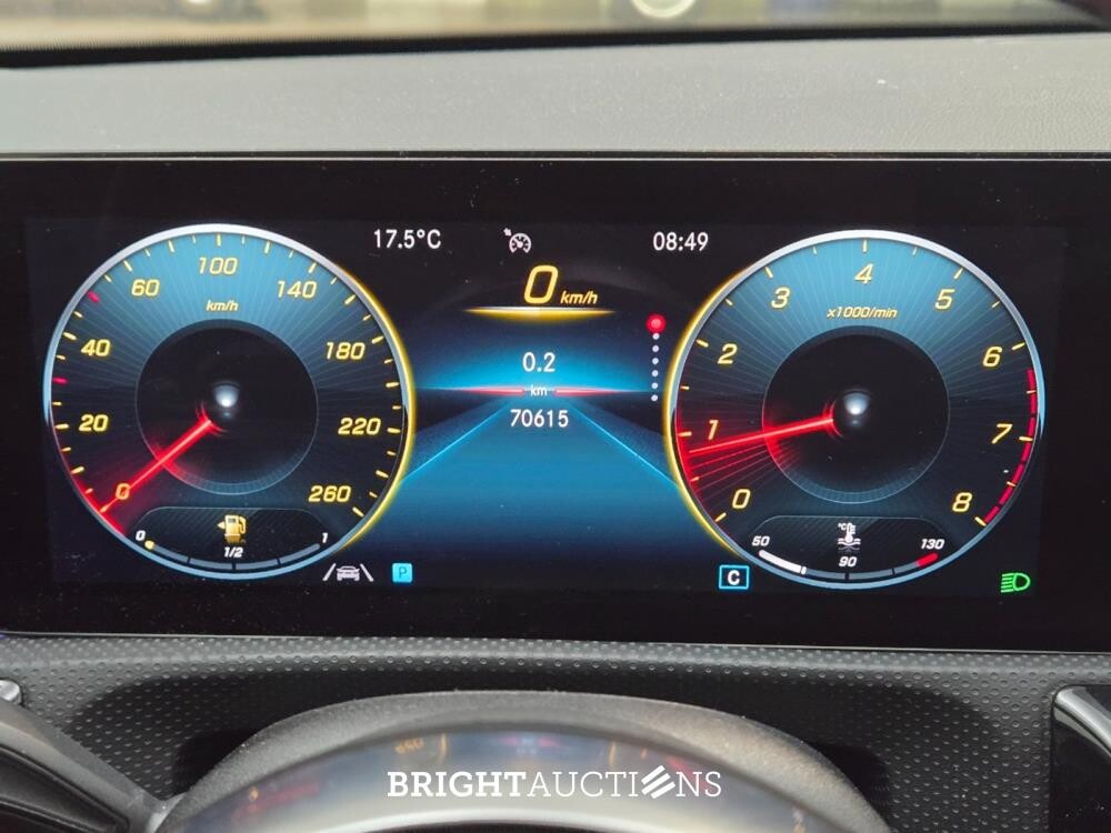 Mercedes-Benz A180 Business Solution AMG 136pk 2022 (Origineel-NL) A-klasse, P-648-PP
