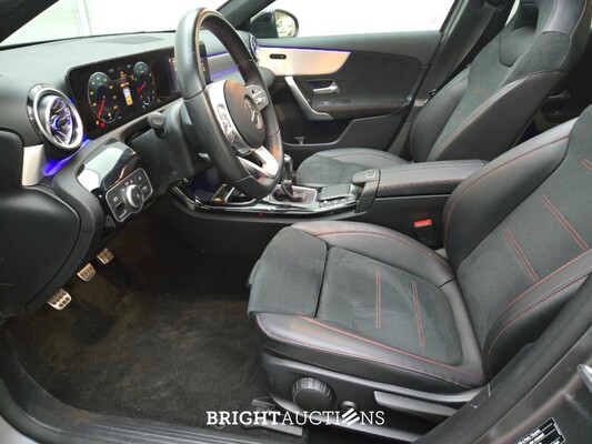 Mercedes-Benz A180 Business Solution AMG 136pk 2022 (Origineel-NL) A-klasse, P-648-PP