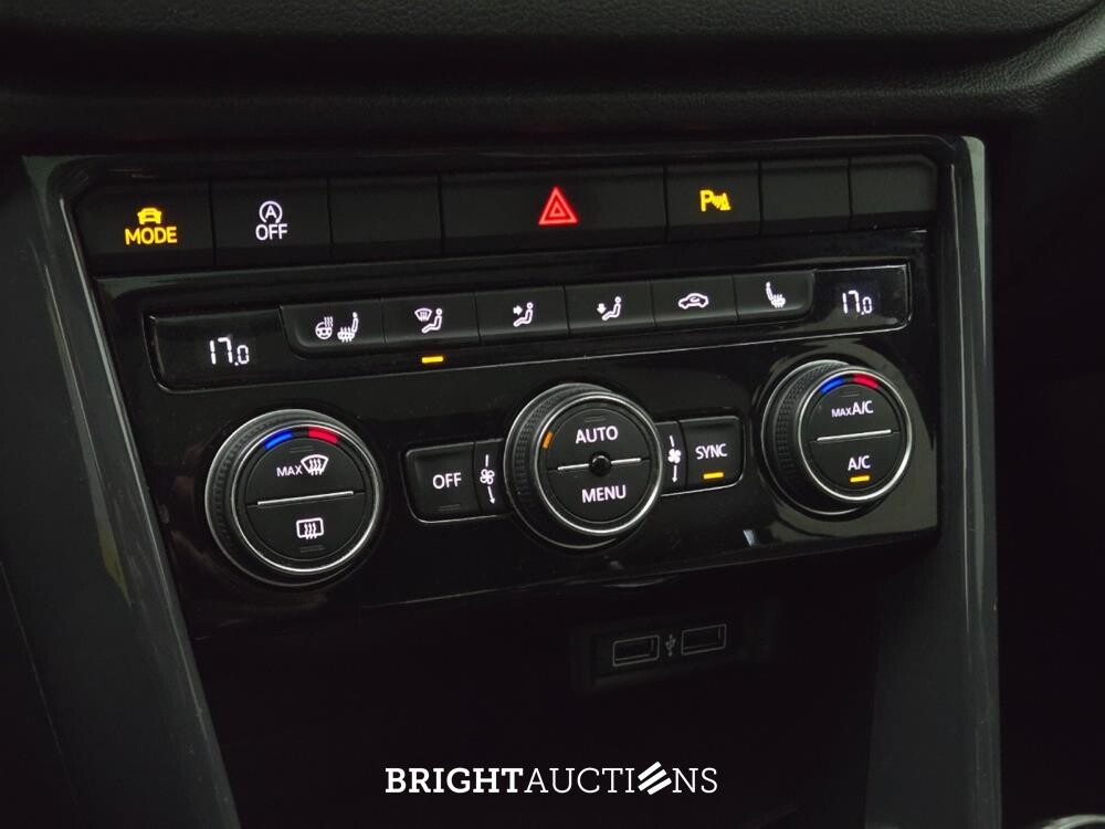 Volkswagen T-Roc Sport 1.5 TSI 150pk 2019, X-261-JK