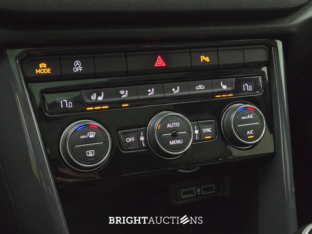 Volkswagen T-Roc Sport 1.5 TSI 150pk 2019, X-261-JK