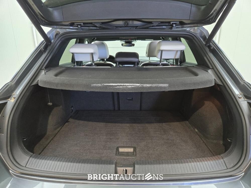 Volkswagen T-Roc Sport 1.5 TSI 150pk 2019, X-261-JK