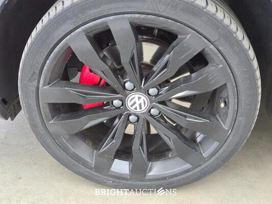 Volkswagen T-Roc Sport 1.5 TSI 150pk 2019, X-261-JK
