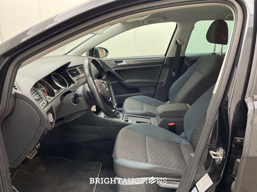 Volkswagen Golf Highline Business R 2.0 TDI 150pk 2019, Z-403-NZ