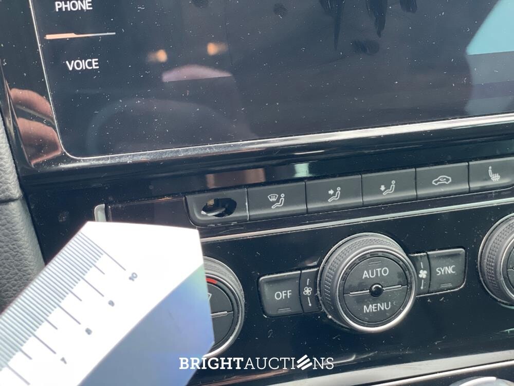 Volkswagen Golf Highline Business R 2.0 TDI 150pk 2019, Z-403-NZ