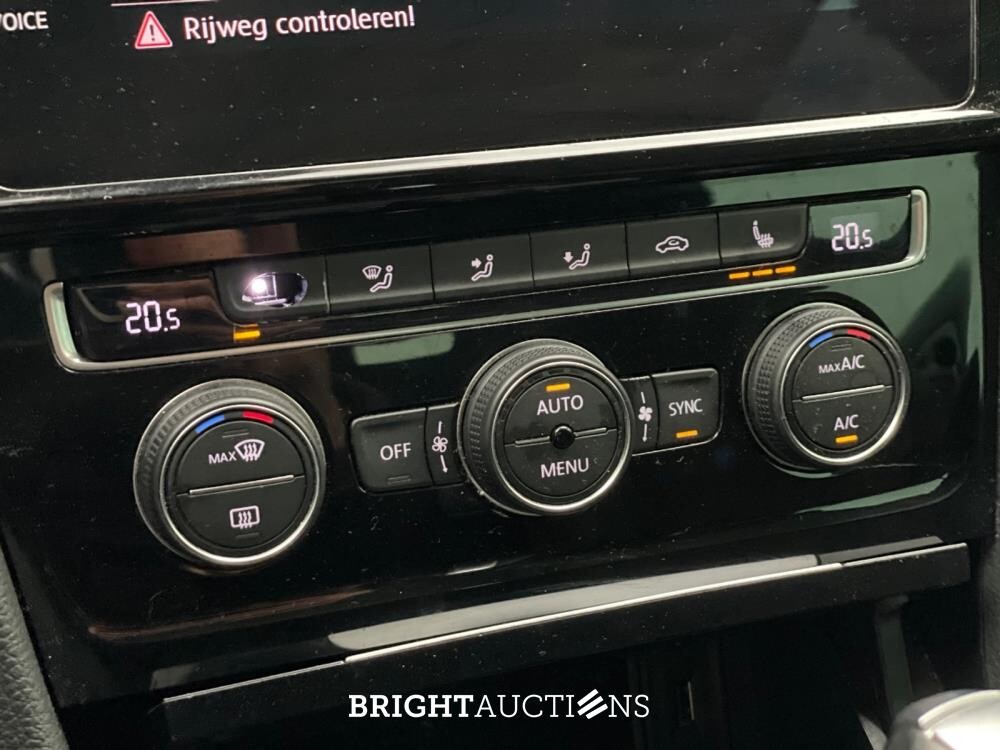 Volkswagen Golf Highline Business R 2.0 TDI 150pk 2019, Z-403-NZ