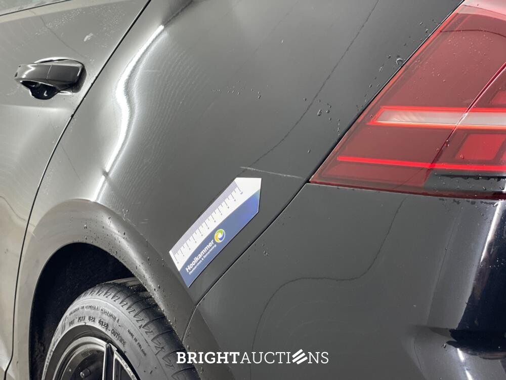 Volkswagen Golf Highline Business R 2.0 TDI 150pk 2019, Z-403-NZ