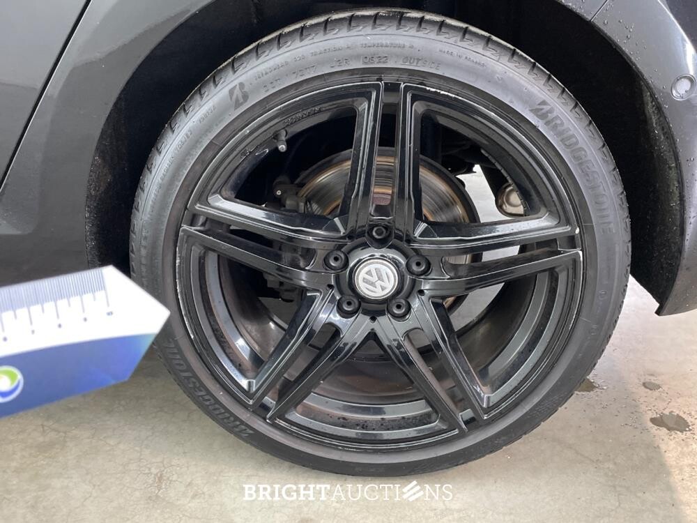 Volkswagen Golf Highline Business R 2.0 TDI 150pk 2019, Z-403-NZ