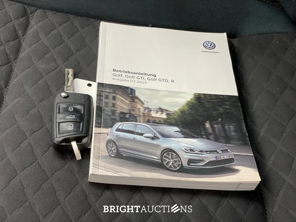 Volkswagen Golf Highline Business R 2.0 TDI 150pk 2019, Z-403-NZ