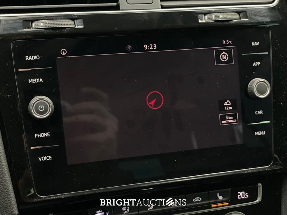 Volkswagen Golf Highline Business R 2.0 TDI 150pk 2019, Z-403-NZ