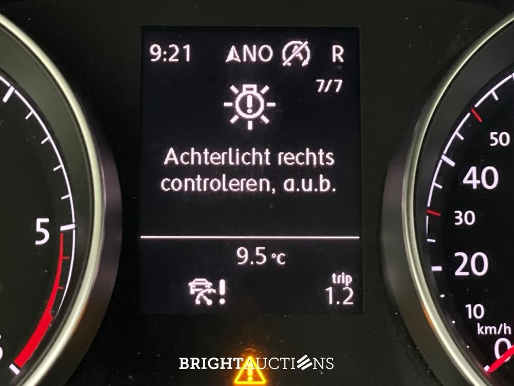 Volkswagen Golf Highline Business R 2.0 TDI 150pk 2019, Z-403-NZ