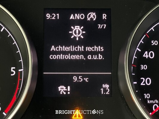 Volkswagen Golf Highline Business R 2.0 TDI 150pk 2019, Z-403-NZ