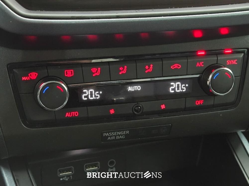 SEAT Arona Xcellence Business Intense 1.0 TSI 116pk 2018, XZ-050-X