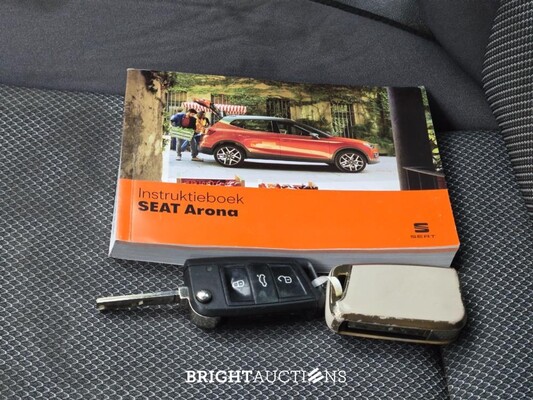SEAT Arona Xcellence Business Intense 1.0 TSI 116pk 2018, XZ-050-X