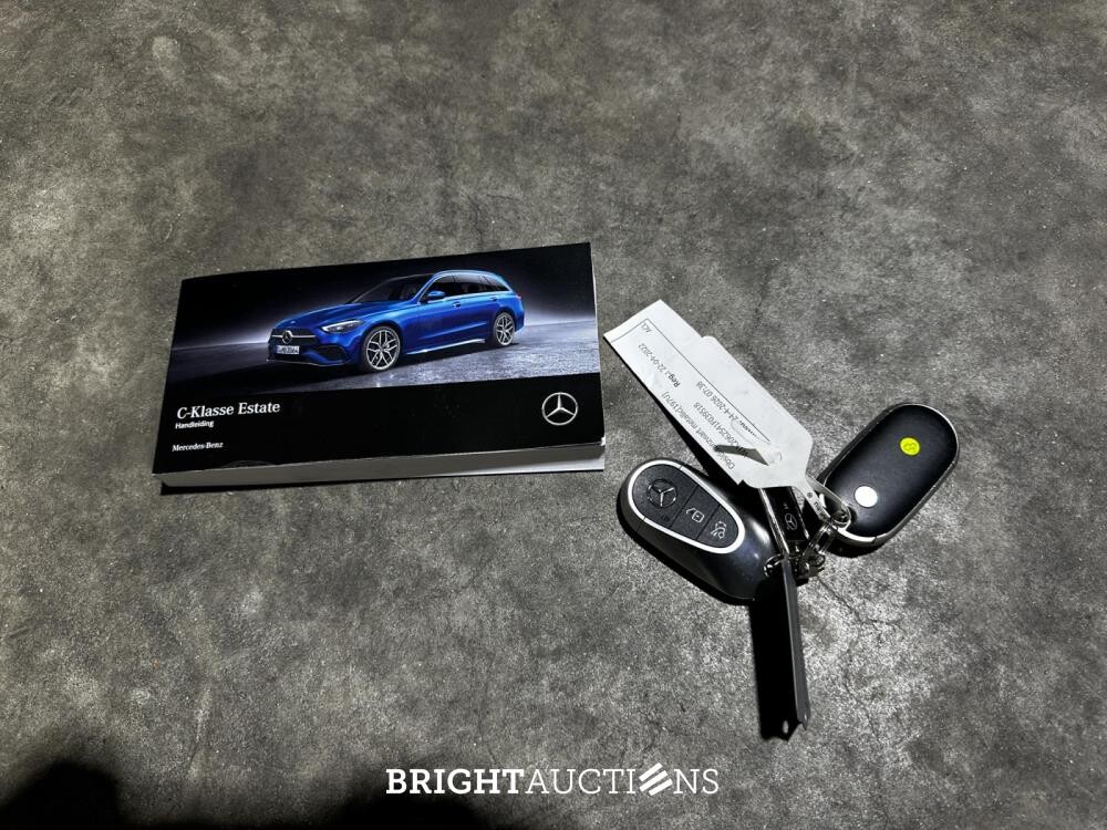 Mercedes-Benz C300 e AMG Line Limited 313pk 2022 (Origineel-NL + 1e Eigenaar) C-Klasse Estate, P-881-KX