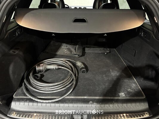 Mercedes-Benz C300 e AMG Line Limited 313pk 2022 (Origineel-NL + 1e Eigenaar) C-Klasse Estate, P-881-KX