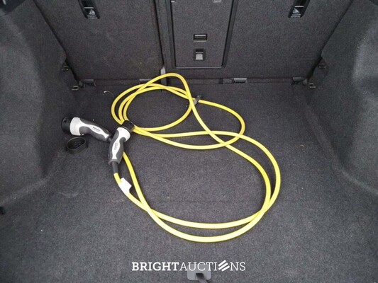 Volkswagen ID.5 Pro 77 kWh 174pk 2022 (Origineel-NL), R-035-TL