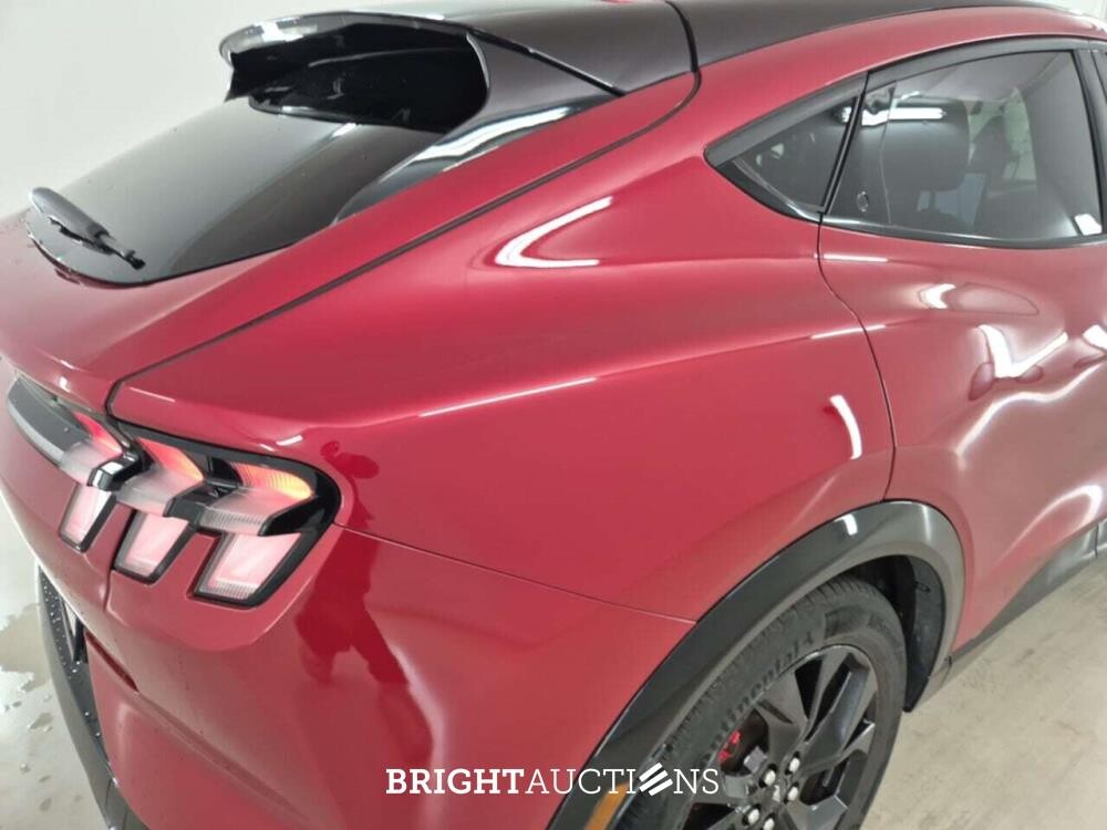Ford Mustang Mach-E Premium RWD 99 kWh 294pk 2023, 2DUK844