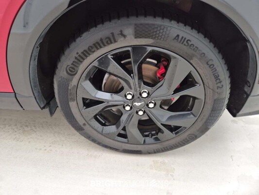 Ford Mustang Mach-E Premium RWD 99 kWh 294pk 2023, 2DUK844