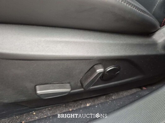 Ford Mustang Mach-E Premium RWD 99 kWh 294pk 2023, 2DUK844