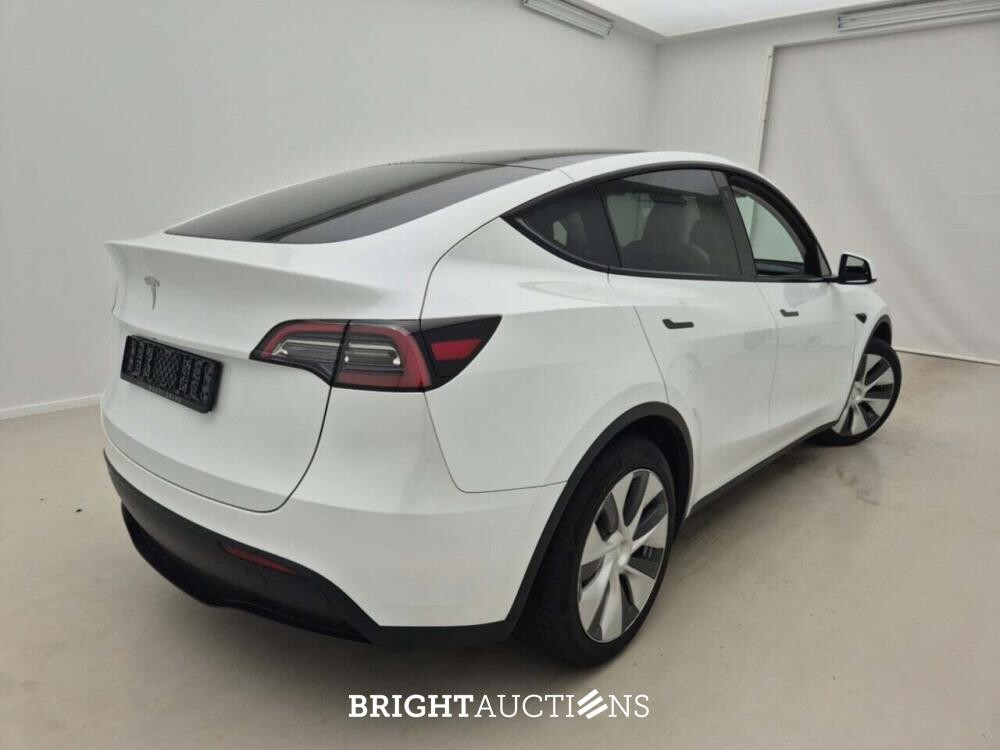 Tesla Model Y RWD 60 kWh 299pk 2022, 2CVD601