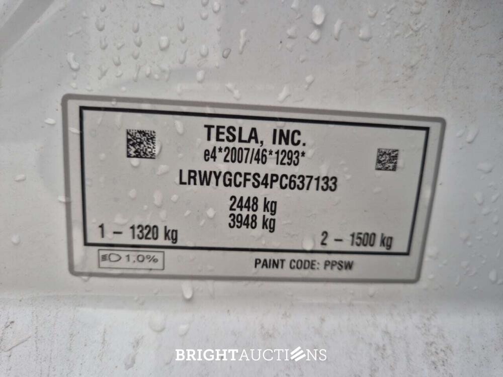 Tesla Model Y RWD 60 kWh 299pk 2022, 2CVD601