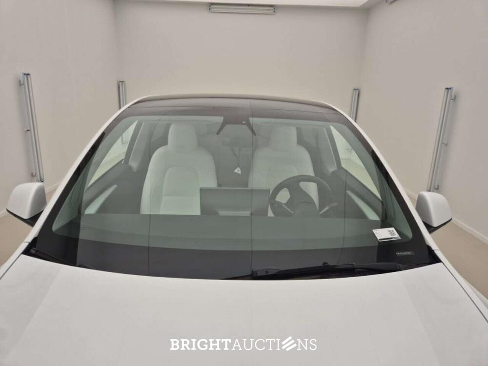 Tesla Model Y RWD 60 kWh 299pk 2022, 2CVD601