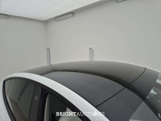 Tesla Model Y RWD 60 kWh 299pk 2022, 2CVD601
