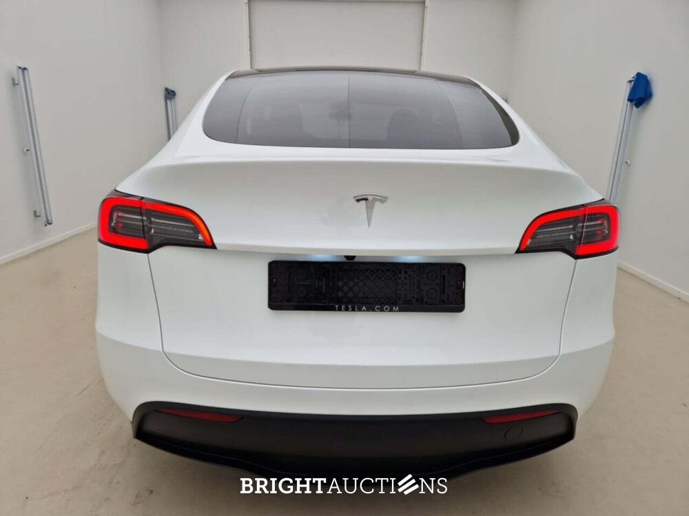 Tesla Model Y Long Range RWD 347pk 2025, 2GRZ915