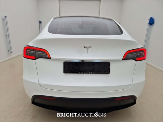 Tesla Model Y Long Range RWD 347pk 2025, 2GRZ915