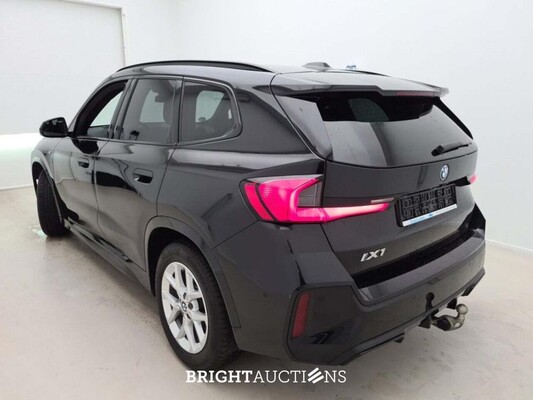 BMW iX1 X-Drive 30 M Sport 272pk 2023, DDL1006E