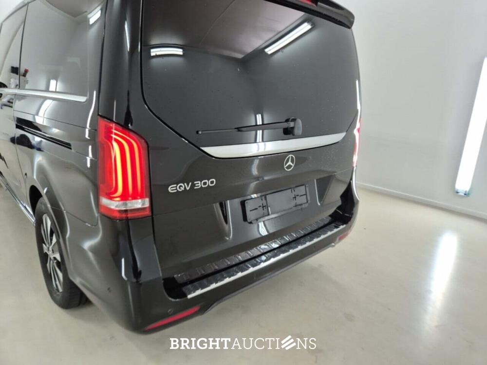 Mercedes-Benz Eqv300 7P. L2 204pk 2023, 2DAF204