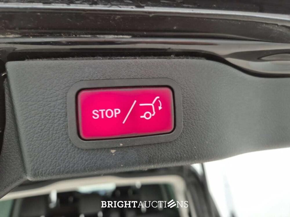 Mercedes-Benz Eqv300 7P. L2 204pk 2023, 2DAF204