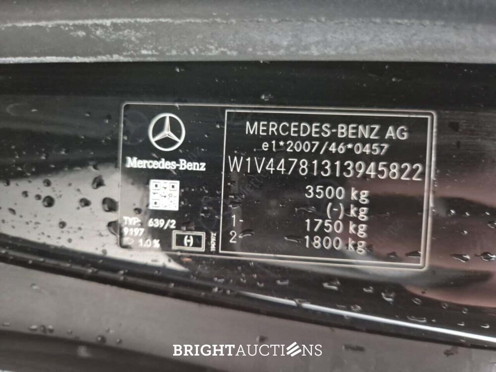 Mercedes-Benz Eqv300 7P. L2 204pk 2023, 2DAF204