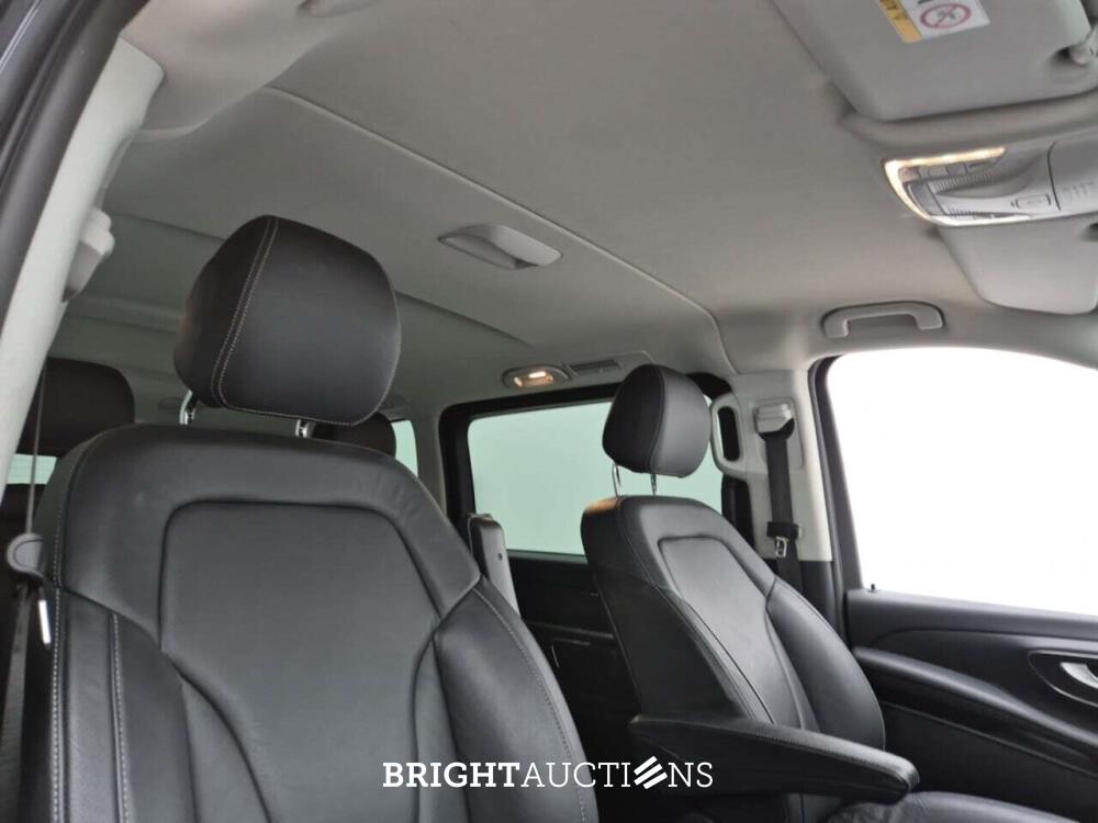 Mercedes-Benz Eqv300 7P. L2 204pk 2023, 2DAF204