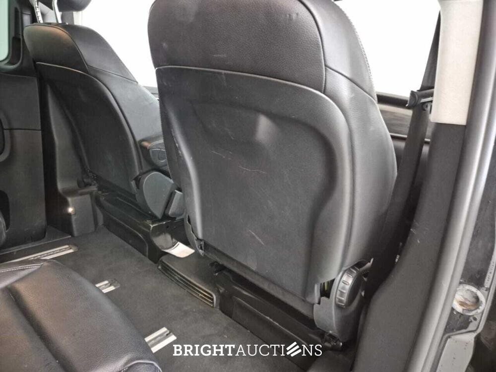 Mercedes-Benz Eqv300 7P. L2 204pk 2023, 2DAF204